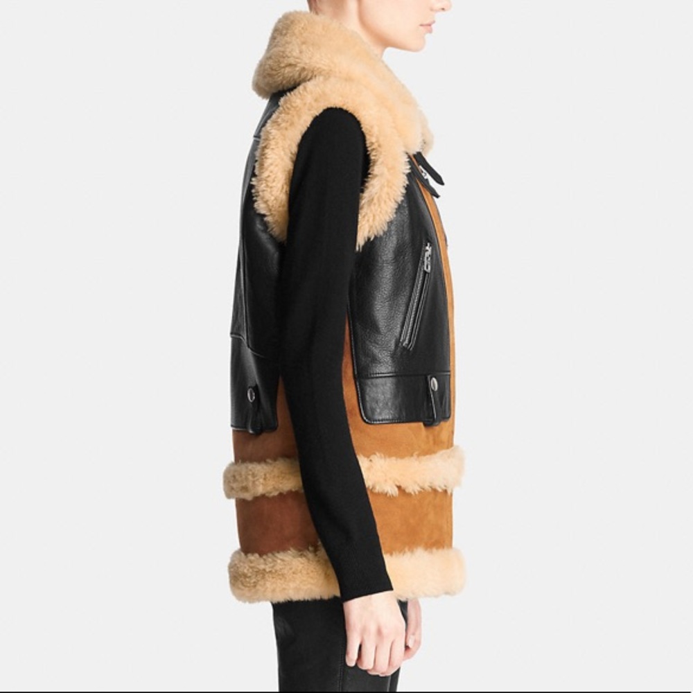 ‼️Sold‼️ Coach shearling & leather Moto Vest - Picture 2 of 8